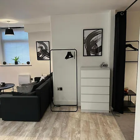 Beautiful 1-bed In - Solihull * Birmingham